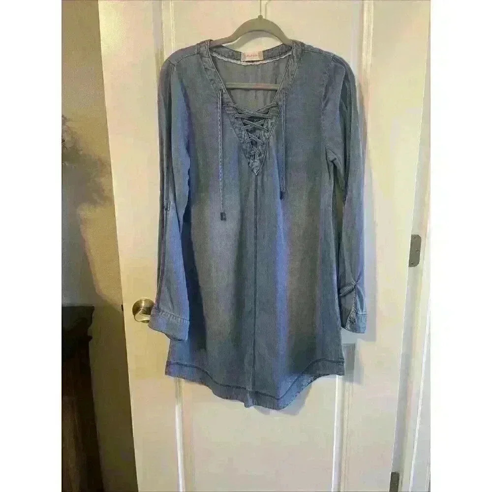 ALTAR’D STATE Women Blue Denim Long Sleeve Dress Size Large vneck lace up detail